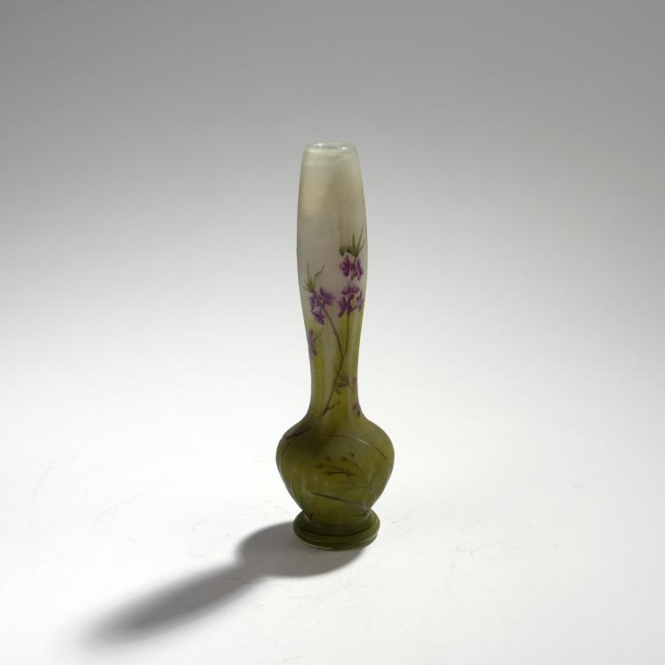 Bild 1 zu Objekt, 'Bois gentil' vase, 1906, Daum Fr&egrave;res, Nancy, 132B 230