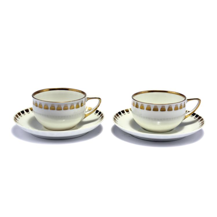 Hauptbild zu Objekt, Two tea cups with saucers, c1906, Henry van de Velde, Beyer & Bock, Rudolstadt-Volkstedt, 132B 743