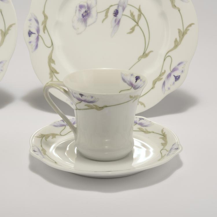 Bild 1 zu Objekt, Zwei Gedecke 'Modern' mit Dekor 1322, um 1900, Max Rossbach, Nymphenburg, KPM, 132B 778