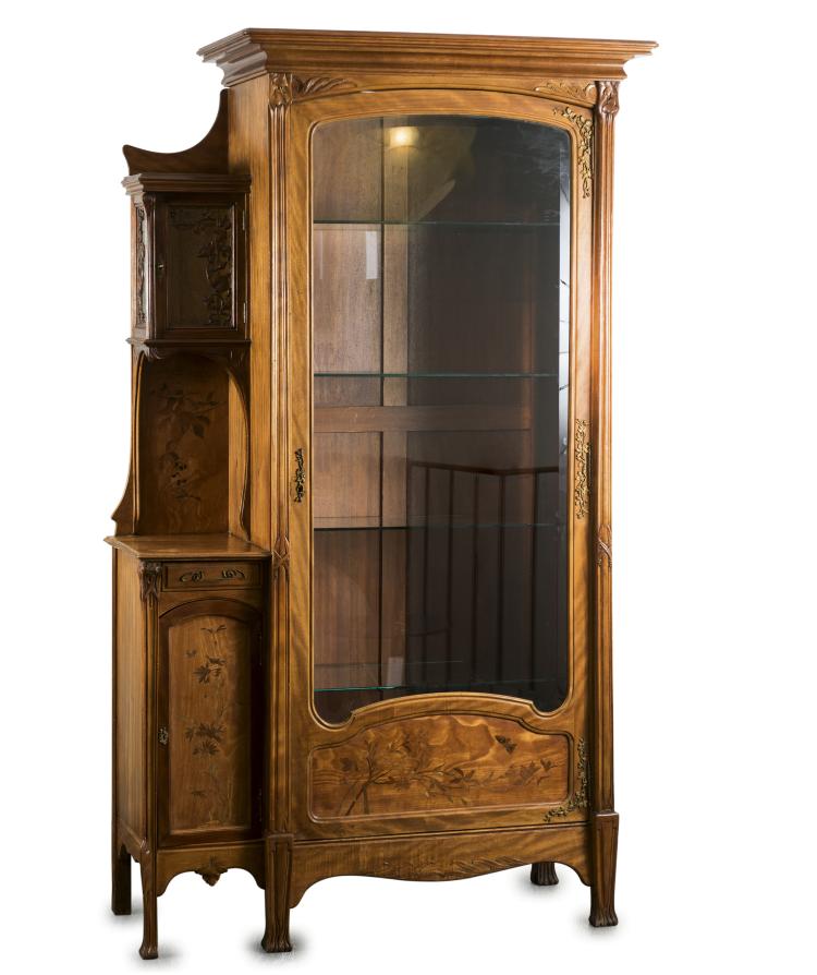 Bild 2 zu Objekt, Gro&szlig;e Schlafzimmervitrine 'Pavots', 1905, Edouard Diot, Paris, 132B 575