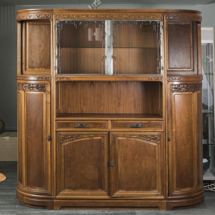 Bild 3 zu Objekt, Gro&szlig;e Anrichte, um 1914, Majorelle, Louis, Nancy, 132B 582