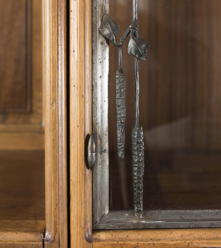 Bild 7 zu Objekt, Gro&szlig;e Anrichte, um 1914, Majorelle, Louis, Nancy, 132B 582