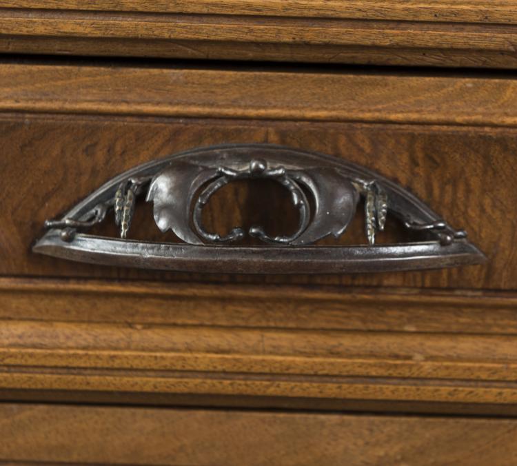 Bild 8 zu Objekt, Gro&szlig;e Anrichte, um 1914, Majorelle, Louis, Nancy, 132B 582