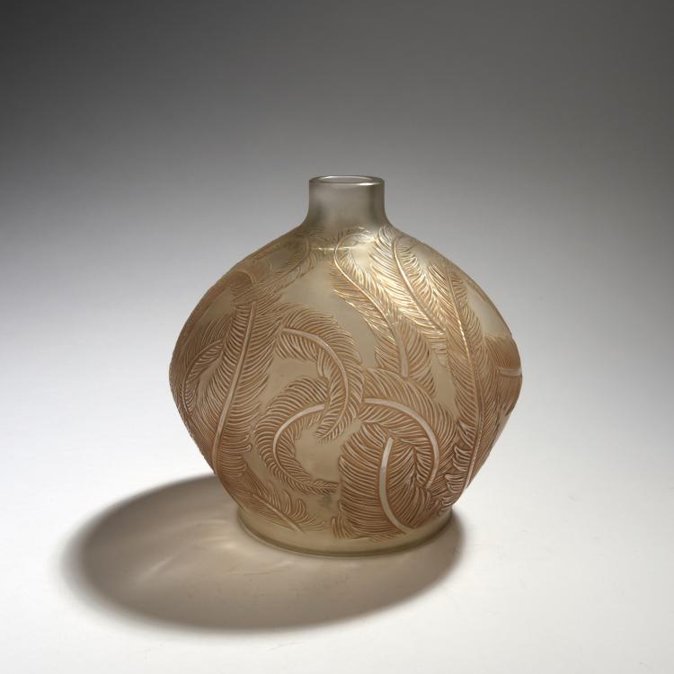 Bild 1 zu Objekt, 'Plumes' vase, 1920, Lalique, Ren&eacute;, Wingen-sur-Moder, 132B 387