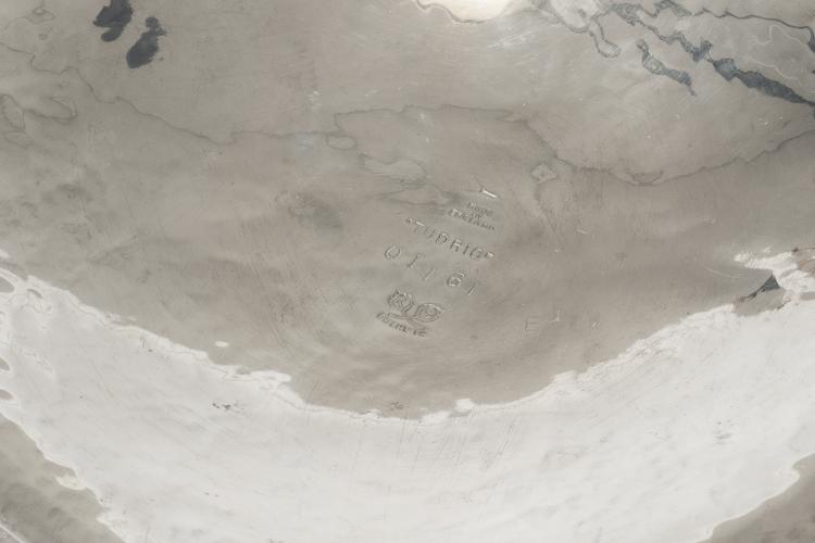 Bild 1 zu Objekt, Aufsatzschale, 1902-05, Archibald Knox, Liberty & Co., London; Haseler, W. H., Birmingham, 132B 885