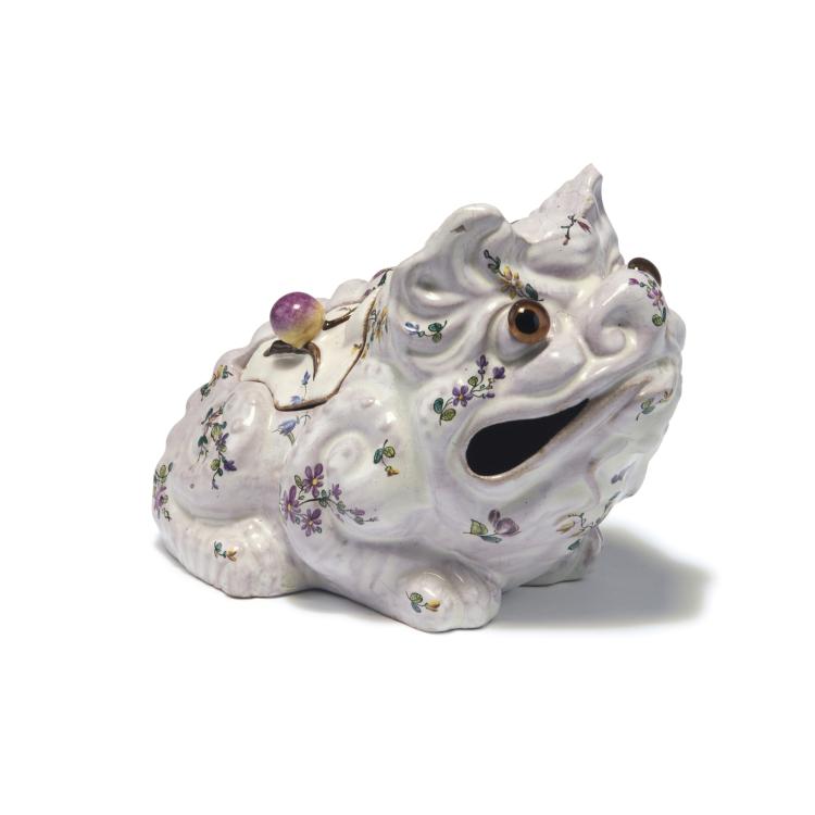 Hauptbild zu Objekt, 'Fo Dog' jar, c1880, Gall&eacute;, Emile, Nancy, 132B 796
