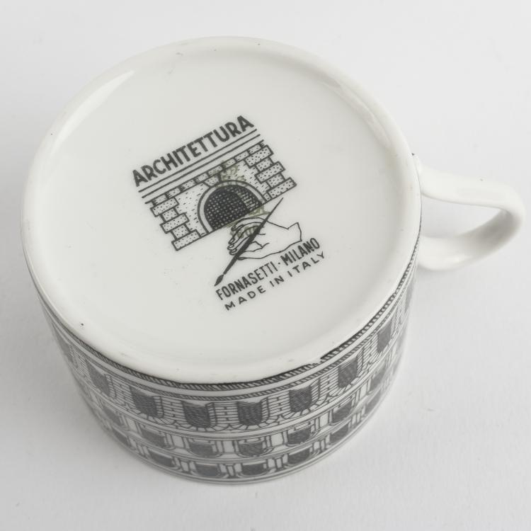 Bild 1 zu Objekt, Six 'Architettura' cups and saucers, sugar bowl, 1990s, Piero Fornasetti, Fornasetti, Mailand, 133B 595