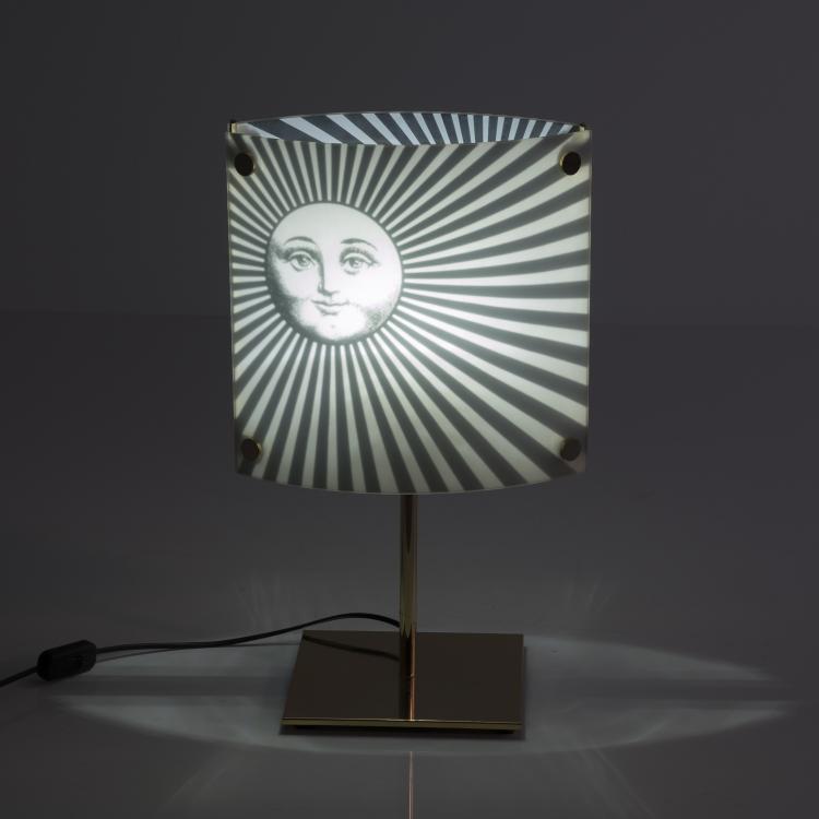 Bild 2 zu Objekt, 'Sole' table light, c1995, Barnaba Fornasetti, Antonangeli Illuminazione, Paderno Dugnano/ Mailand; Fornasetti, Mailand, 133B 598