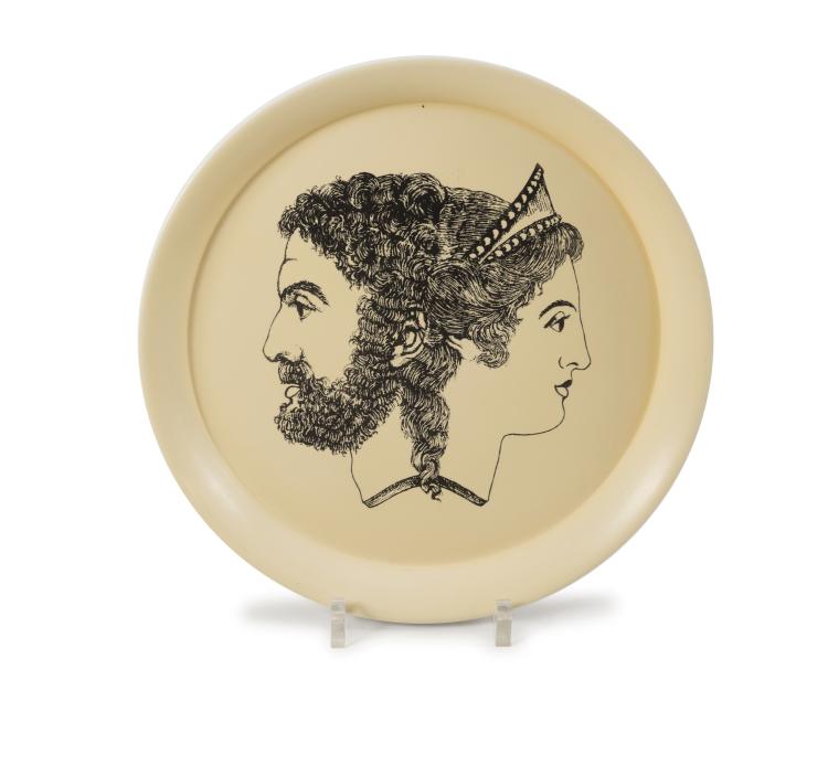 Hauptbild zu Objekt, Tablett 'Giano Bifronte', 1960er Jahre , Piero Fornasetti, Fornasetti, Mailand, 133B 581