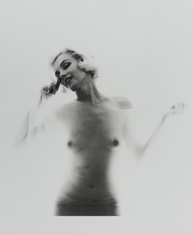 Hauptbild zu Objekt, 'Marilyn Monroe: Vogue (from the last sitting)', 1962, Bert Stern, 132A 130