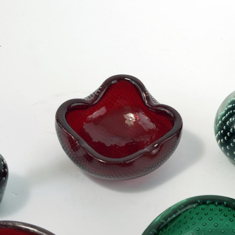 Bild 8 zu Objekt, Fazzoletto, drei Vasen und f&uuml;nf Schalen 'A bolle', 1950er Jahre, Venini & C., Murano, 134C 577