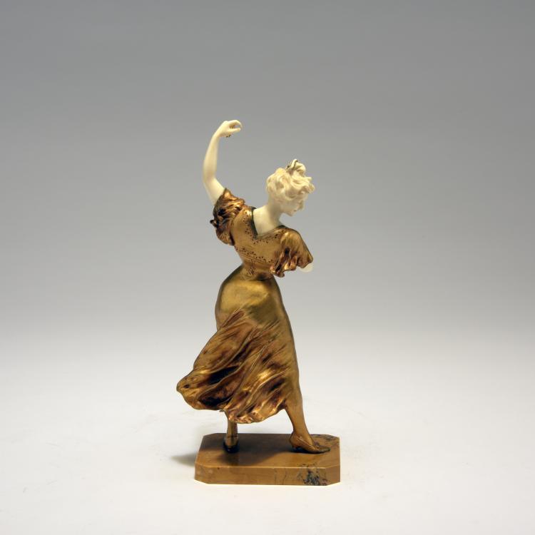 Bild 2 zu Objekt, 'Carmencita', um 1900, Am&eacute;lie Colombier, Goldscheider, Arthur, Paris, 132B 608
