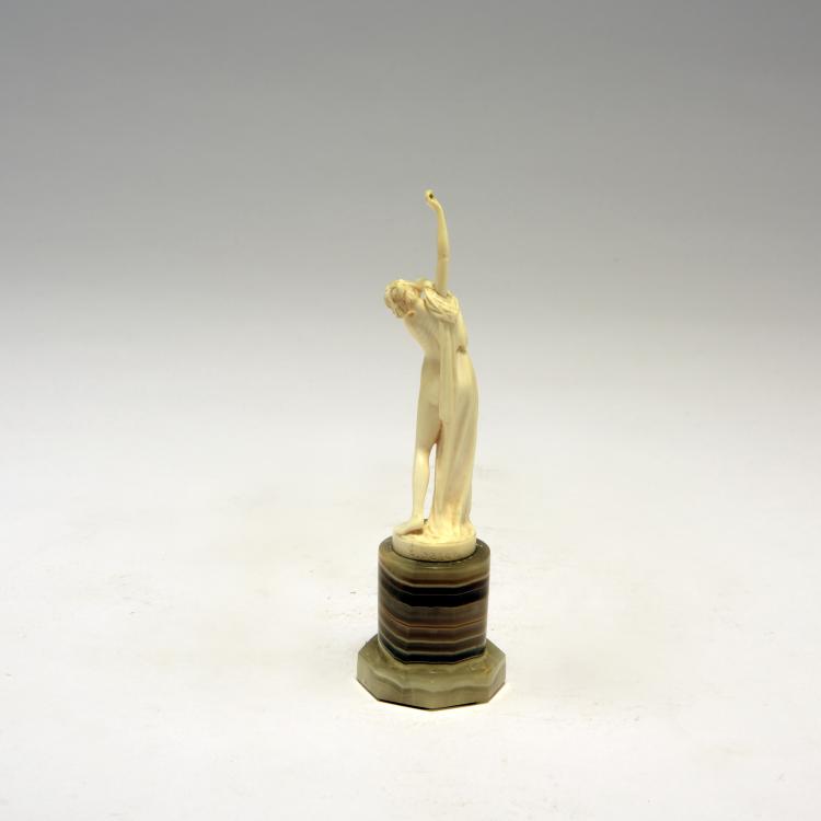 Bild 2 zu Objekt, 'Phryne', c1907, Ernst Seger, 132B 671