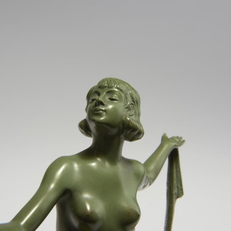 Bild 1 zu Objekt, Schale mit T&auml;nzerin, 1920er Jahre, Josef Lorenzl, 132B 647