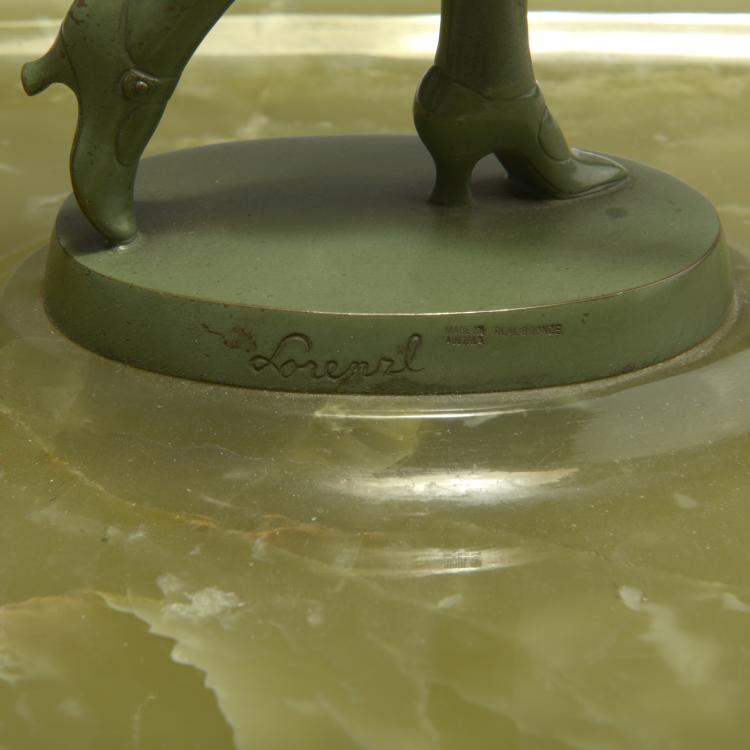 Bild 3 zu Objekt, Schale mit T&auml;nzerin, 1920er Jahre, Josef Lorenzl, 132B 647