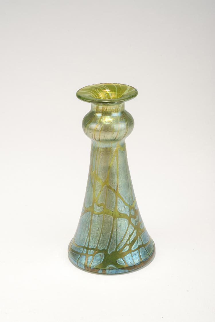 Bild 2 zu Objekt, 'Pampas' vase, 1899, L&ouml;tz Wwe., Klosterm&uuml;hle, 132B 477