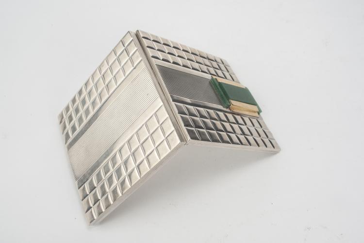 Bild 2 zu Objekt, Puderdose mit Amazonit, um 1940, Frankreich, 132B 1042