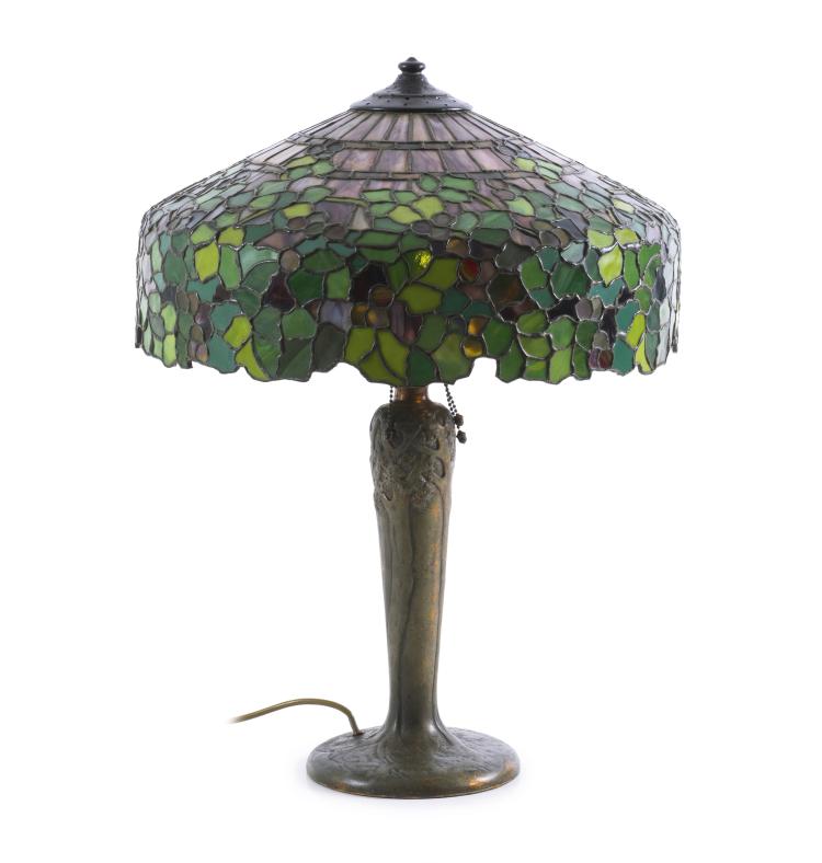 Hauptbild zu Objekt, Tischleuchte 'Grapes', um 1900, Handel & Co., Meriden, Connecticut, 132B 543