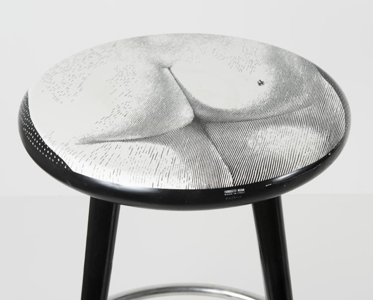 Bild 4 zu Objekt, Drei Barhocker 'Bocca' und 'Tergonomico', 2006, Barnaba Fornasetti, Fornasetti, Mailand, 133B 606