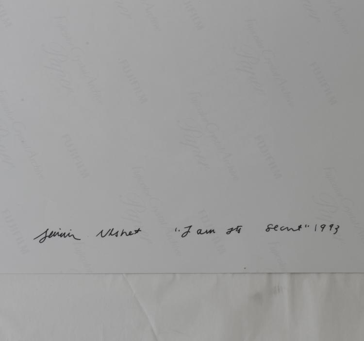 Bild 1 zu Objekt, 'I am it's a secret', 1993, Shirin Neshat, 132A 109