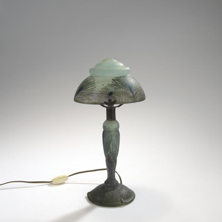 Bild 1 zu Objekt, Tischlampe 'Plumes de Paon', um 1910, Daum Fr&egrave;res, Nancy, 132B 260