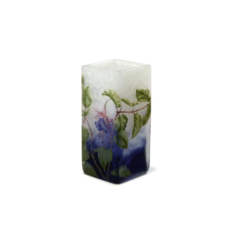 Hauptbild zu Objekt, 'Fuchsias' vase, 1905-10, Daum Fr&egrave;res, Nancy, 132B 222