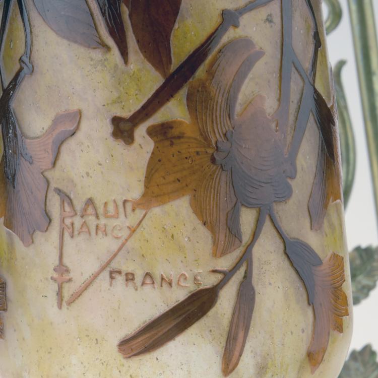 Bild 1 zu Objekt, Tischlampe 'Ol&eacute;andre', um 1910, Daum Fr&egrave;res, Nancy, 132B 265