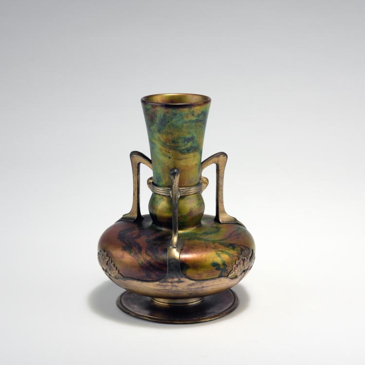 Bild 1 zu Objekt, Henkelvase, um 1902, Scherf, Walter, N&uuml;rnberg; Zsolnay, Pecs, 132B 898