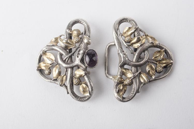 Bild 1 zu Objekt, G&uuml;rtelschnalle 'Serpents', 1920er Jahre, Frankreich, 132B 1043