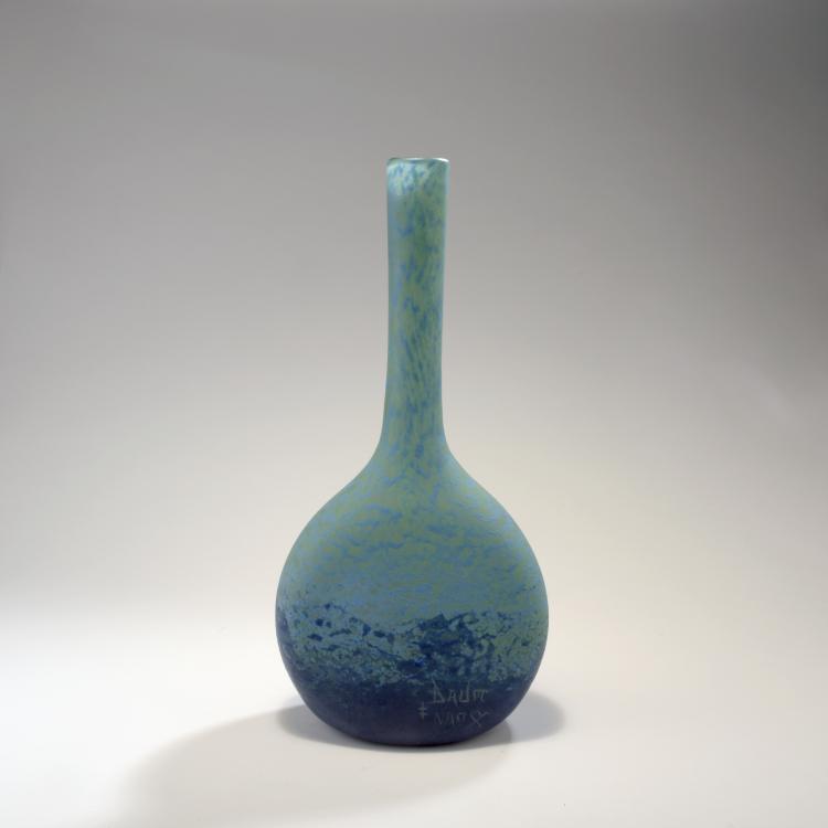 Bild 1 zu Objekt, Tall vase, 1910-15, Daum Fr&egrave;res, Nancy, 132B 284
