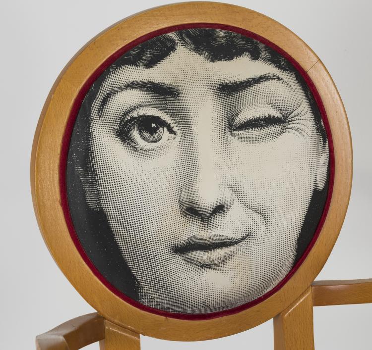 Bild 3 zu Objekt, Zwei Armlehnst&uuml;hle 'Tema e Variazioni', 1990er Jahre, Piero Fornasetti, Galli, G., Italien; Fornasetti, Mailand, 133B 599