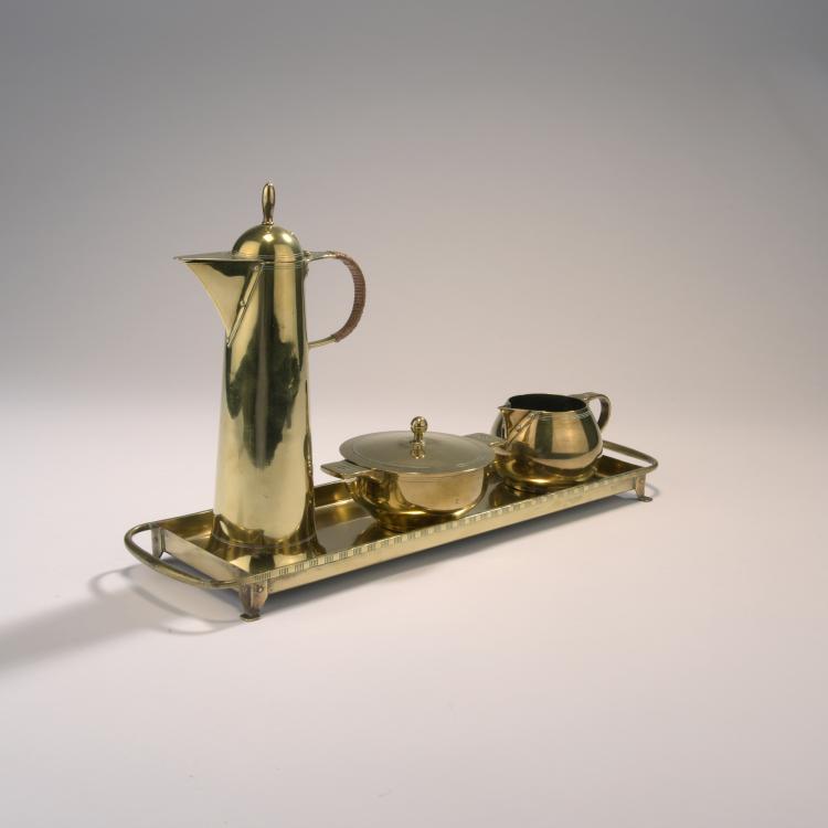 Hauptbild zu Objekt, Kleines Mokkaservice mit Tablett, um 1903, Eisenl&ouml;ffel, Jan, 132B 856