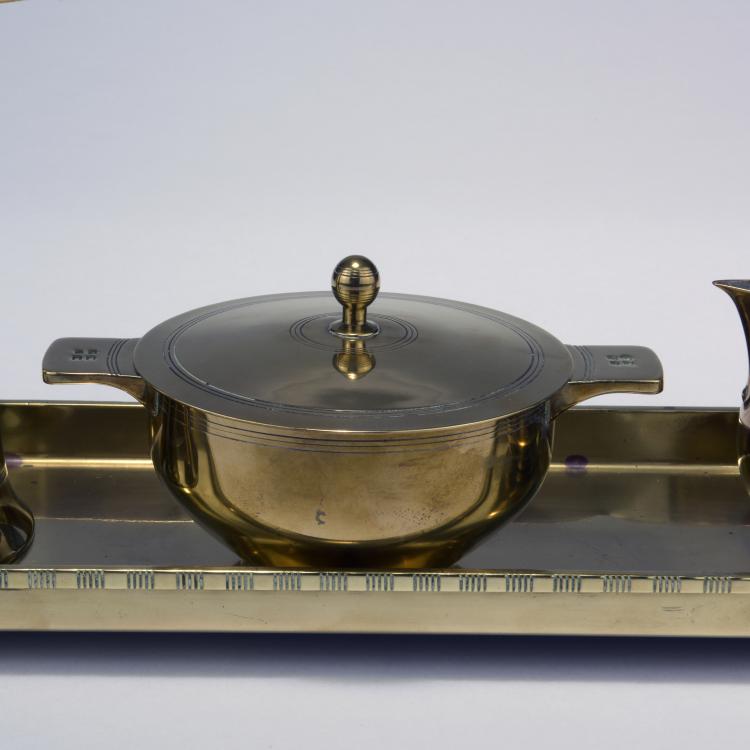 Bild 3 zu Objekt, Kleines Mokkaservice mit Tablett, um 1903, Eisenl&ouml;ffel, Jan, 132B 856