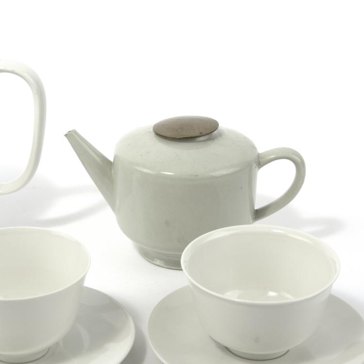 Bild 2 zu Objekt, 'Halle' teaset with tea extract pot, 1929/30, Marguerite Friedlaender-Wildenhain, Burg Giebichenstein, 133A 26