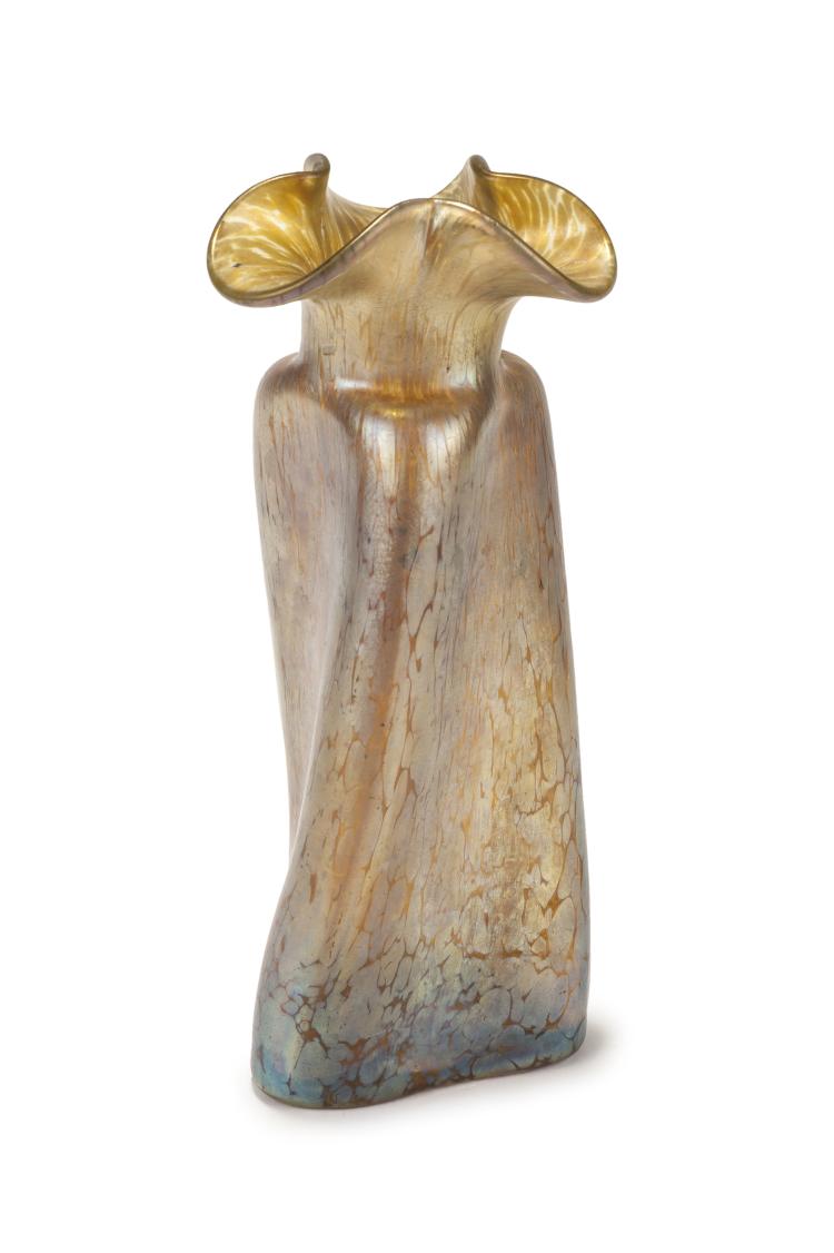 Hauptbild zu Objekt, 'Papillon'-Vase, um 1898, Christopher Dresser, L&ouml;tz Wwe., Klosterm&uuml;hle, 132B 475