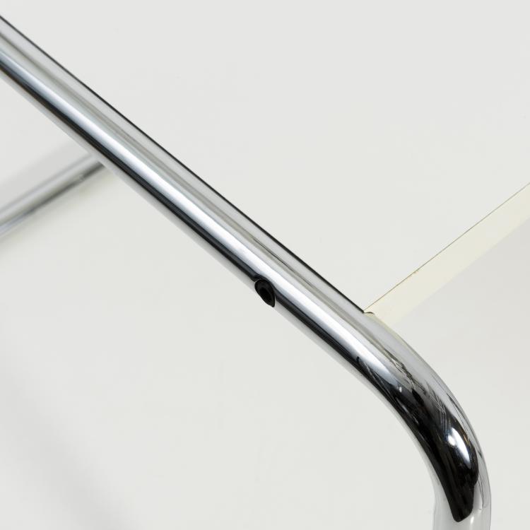 Bild 3 zu Objekt, Two 'B 9' side tables, 1925, Marcel Breuer, Gavina, Mailand, 133B 191