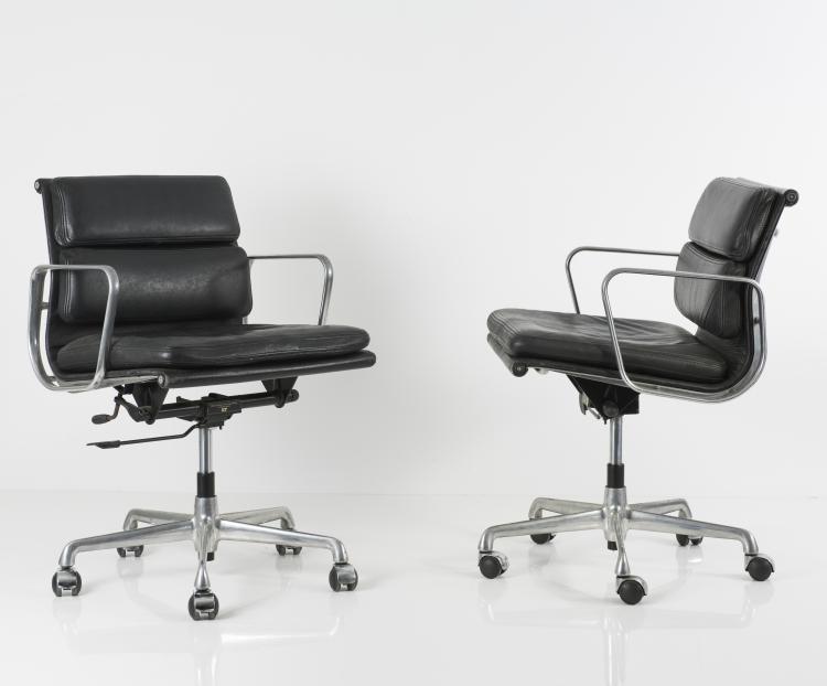 Bild 5 zu Objekt, Two 'Soft pad' armchairs, 1969, ICF Cadsana, Mailand; Miller, Herman, Zeeland, 133B 505