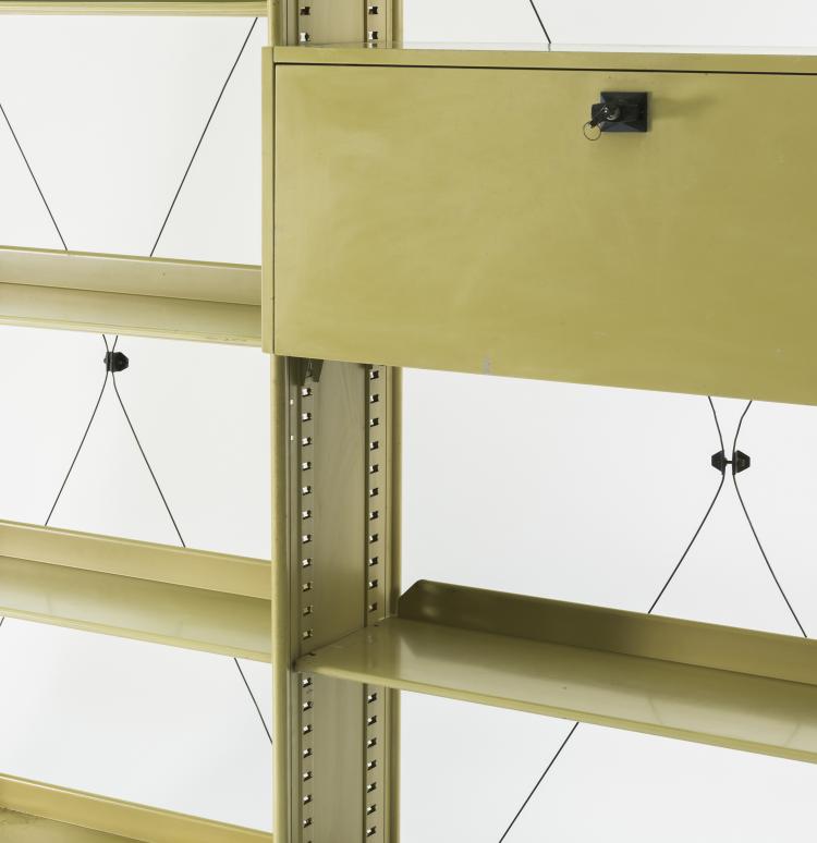 Bild 3 zu Objekt, 'Spazio' shelf, 1959, Studio B.B.P.R., Olivetti, Ivrea, 133B 411