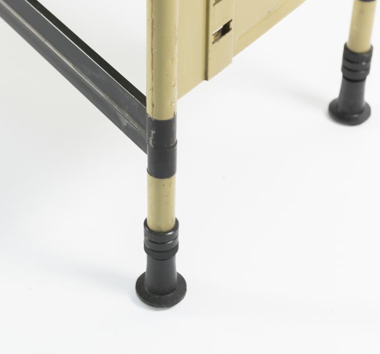 Bild 4 zu Objekt, 'Spazio' shelf, 1959, Studio B.B.P.R., Olivetti, Ivrea, 133B 411