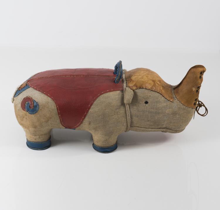 Bild 2 zu Objekt, Nashorn, 1967 , Renate M&uuml;ller, M&uuml;ller, Renate; H&auml;usler, Helene, 133A 139