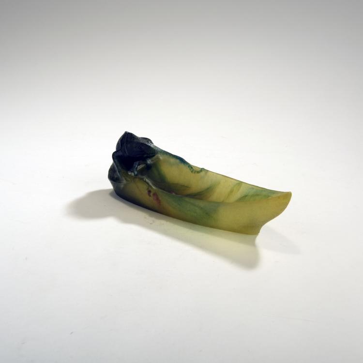 Bild 1 zu Objekt, 'Cam&eacute;l&eacute;on' bowl, 1920s, Walter, Amalric, Nancy, 132B 466