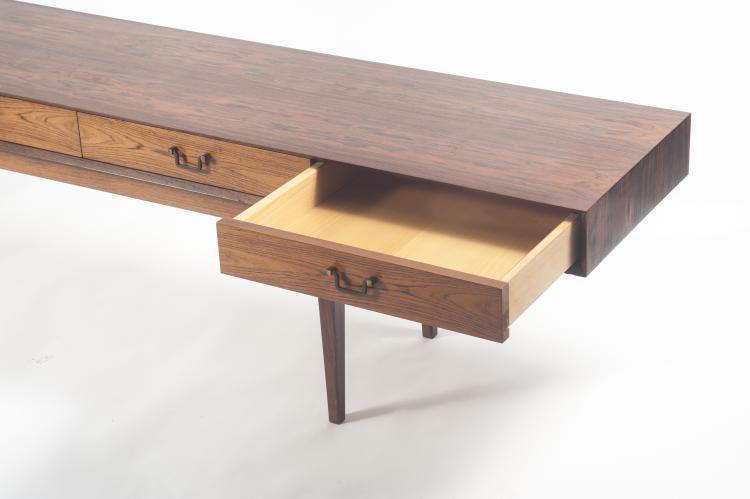 Bild 3 zu Objekt, 'Lowboard', c1958, D&auml;nemark, 133B 389