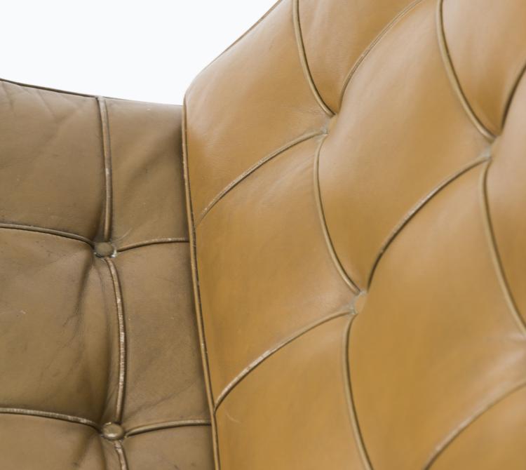 Bild 6 zu Objekt, Two 'Barcelona' chairs, 1929, Ludwig Mies van der Rohe, Knoll International, Deutschland, 133A 60