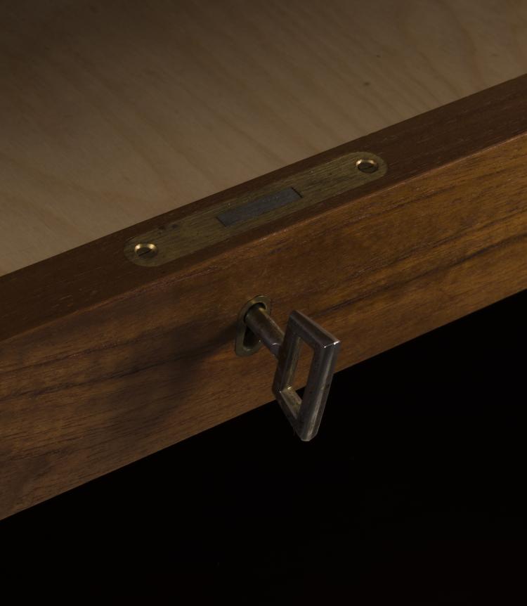 Bild 7 zu Objekt, Secretary / Dressing cabinet, 1950s, BM M&oslash;bler, D&auml;nemark, 133B 372