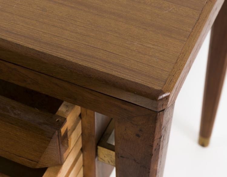 Bild 2 zu Objekt, Small 'BNL' writing desk, 1954, Gio Ponti, Schirolli, Mantua, 133B 359