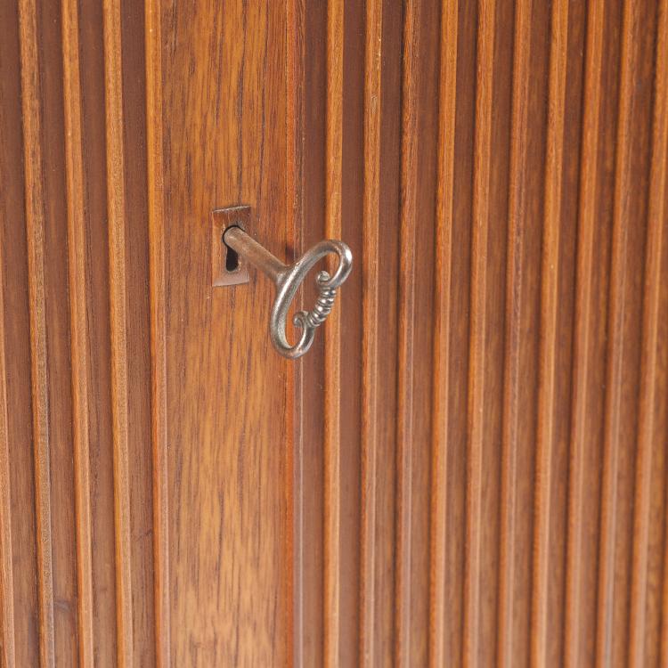 Bild 3 zu Objekt, Zwei Sideboards, 1960er Jahre, Deutsche Werkst&auml;tten, K&ouml;ln, 133A 120