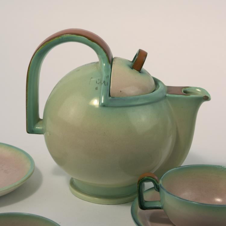 Bild 5 zu Objekt, Teeservice 'Fiuma', um 1928, Schramberger Majolikafabrik, 133A 25