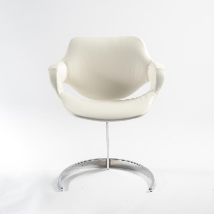 Bild 6 zu Objekt, Four 'Scimitar' chairs and a table, c1970, Boris Tabacoff, Mobilier Modulaire Moderne, Frankreich (zugeschrieben), 133B 527