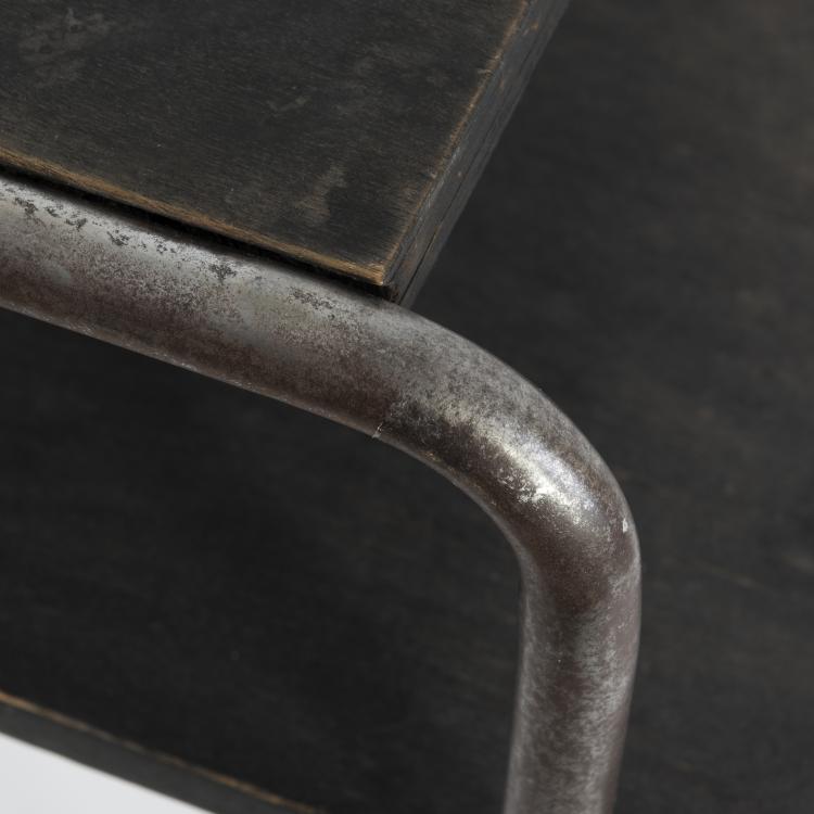 Bild 2 zu Objekt, 'B 12' side table, 1928, Marcel Breuer, Thonet, Frankenberg (zugeschrieben), 133A 6
