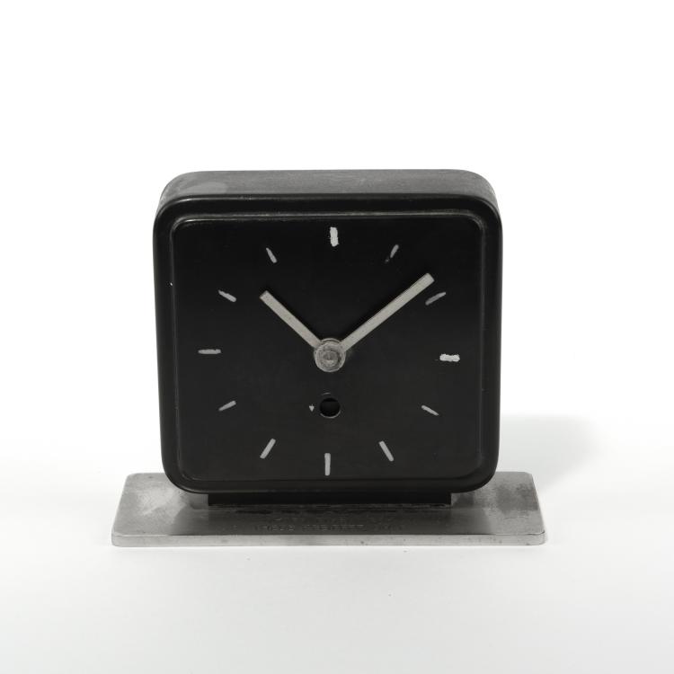 Bild 1 zu Objekt, Table clock, 1929-32, Marianne Brandt, Ruppelwerk, Gotha, 133A 47